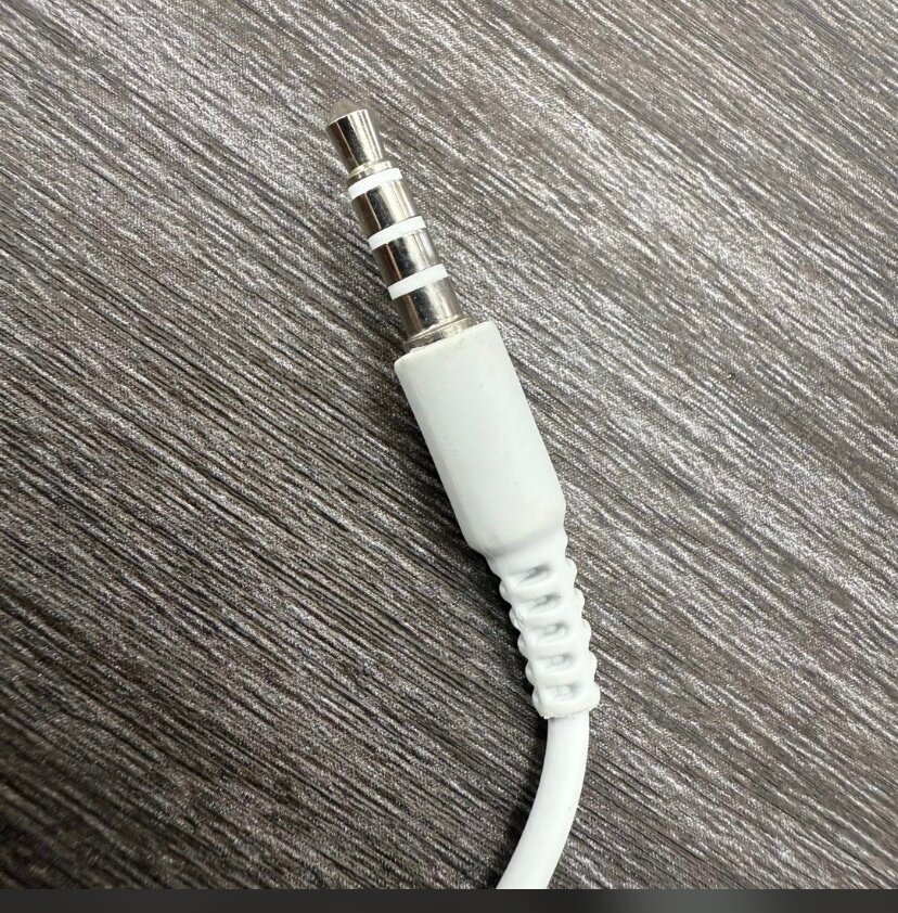 Écouteurs Filaires Blancs