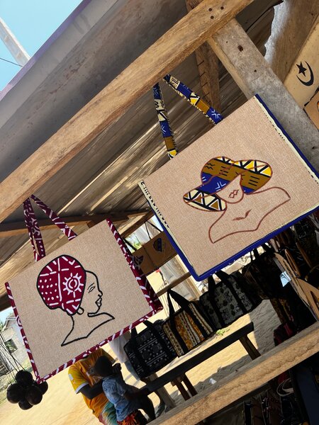 Sac en toile à motif artistique