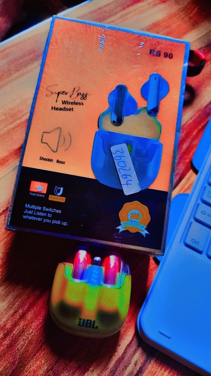 JBL  Super Bass Wireless AirPods