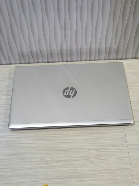 HP i5 11th