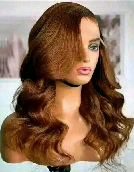 Perruque Bouclée en Dentelle