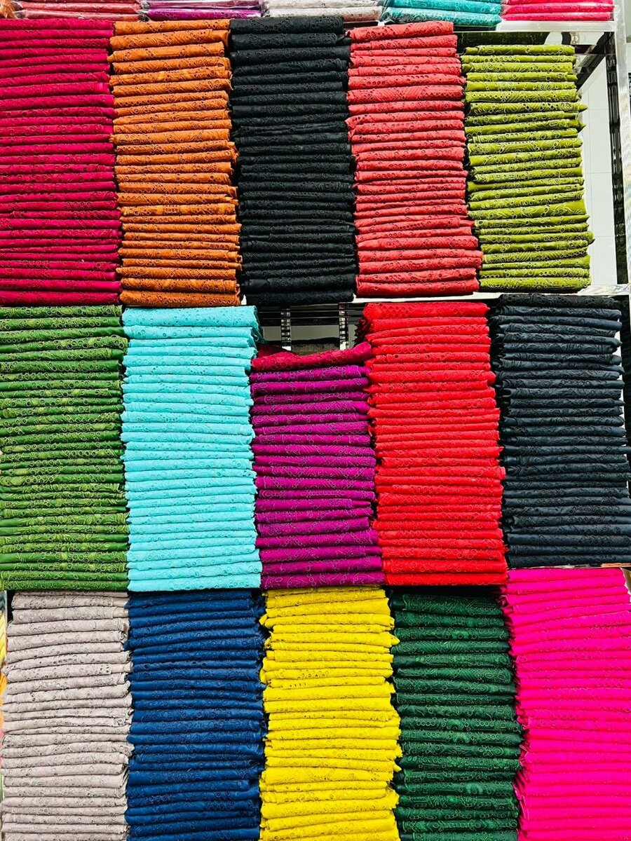 Lawn Embroidered  Chicken Kari Shirt with Trouser ( Unstich)