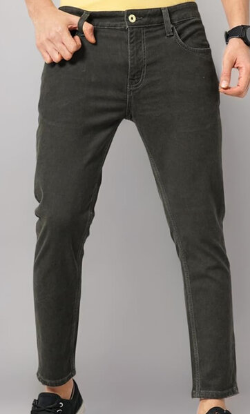 Jean slim noir taille 36