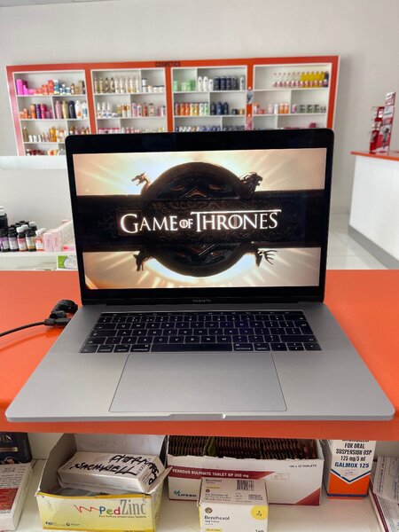 MacBook Pro 2016 model, 512Gb