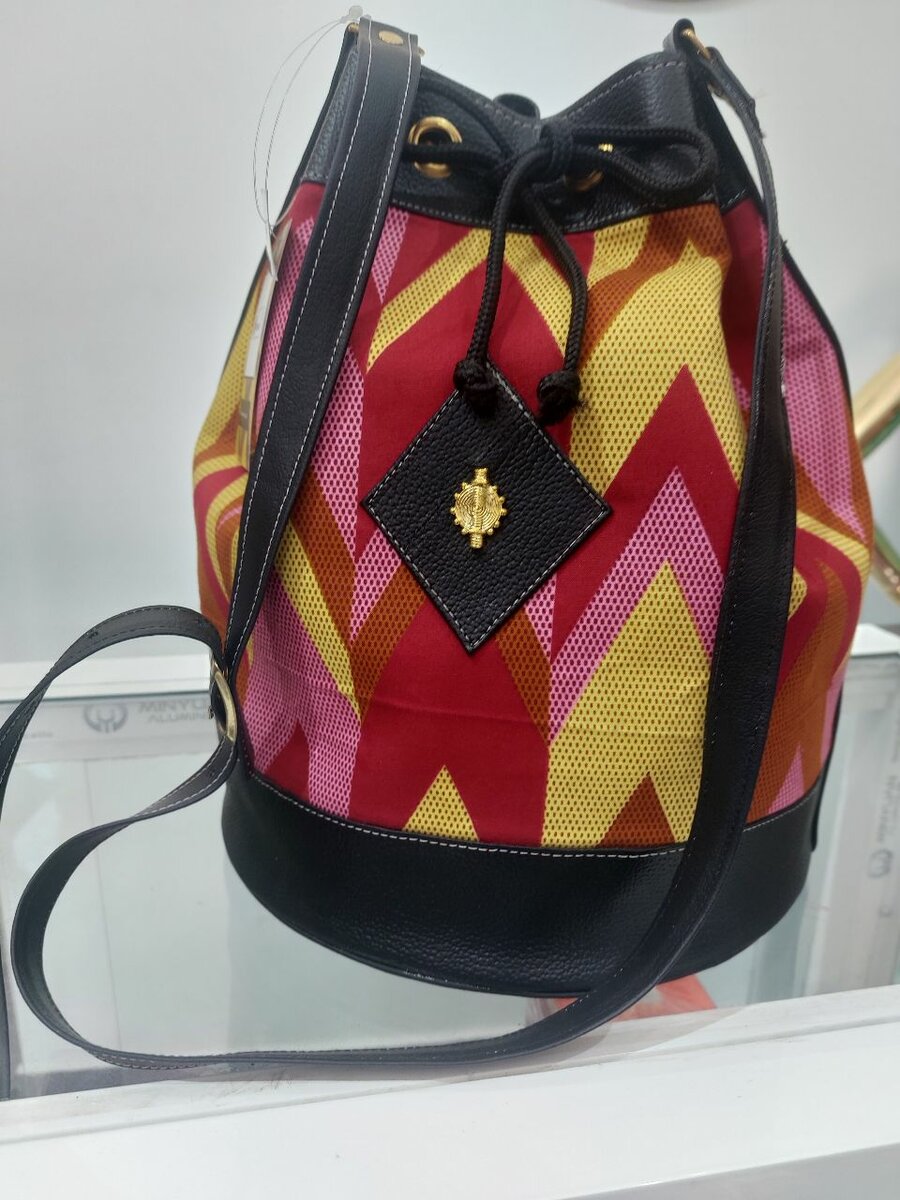 Sac à main coloré en toile