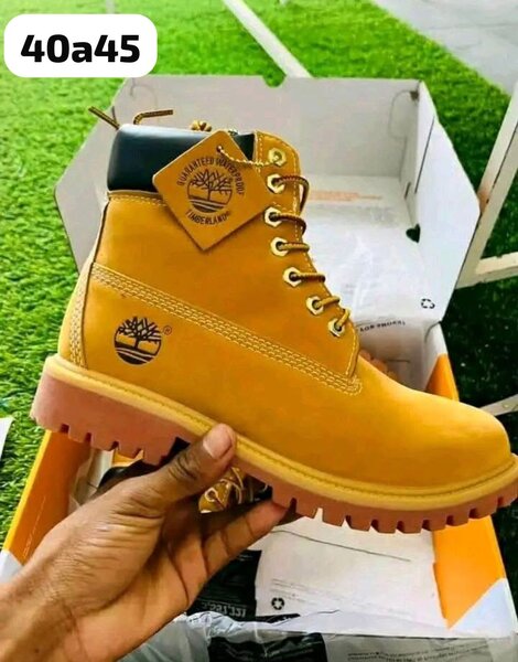 Bottes robustes imperméables