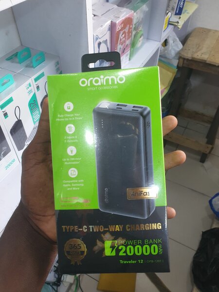 Batterie Externe 20000mAh Oraimo