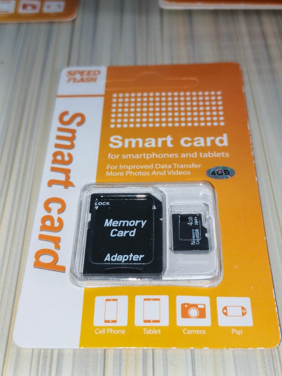 Carte mémoire 4GB avec adaptateur