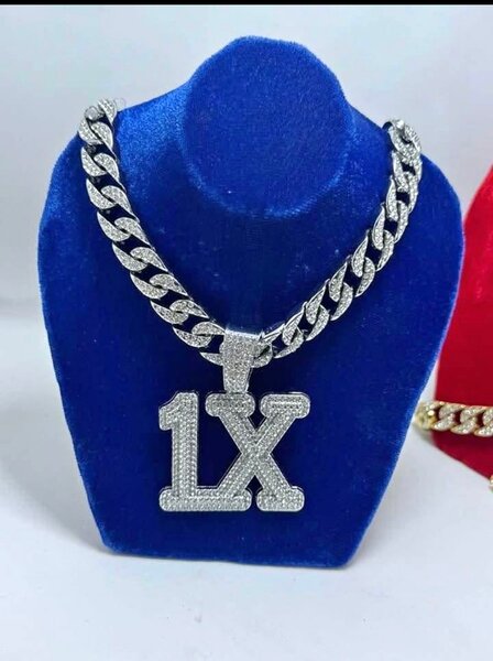 Collier en argent avec pendentif personnalisé