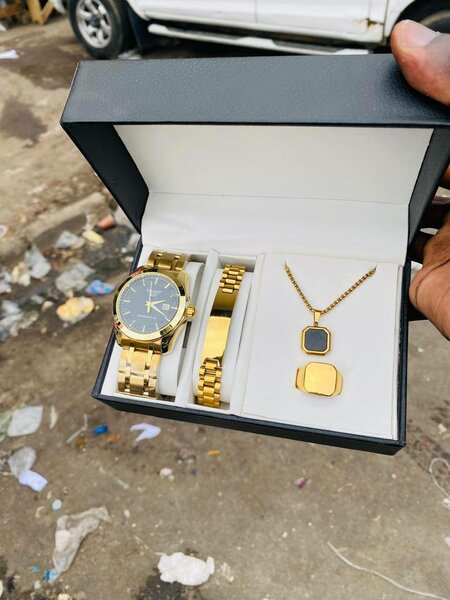 Ensemble Montre et Bijoux Homme