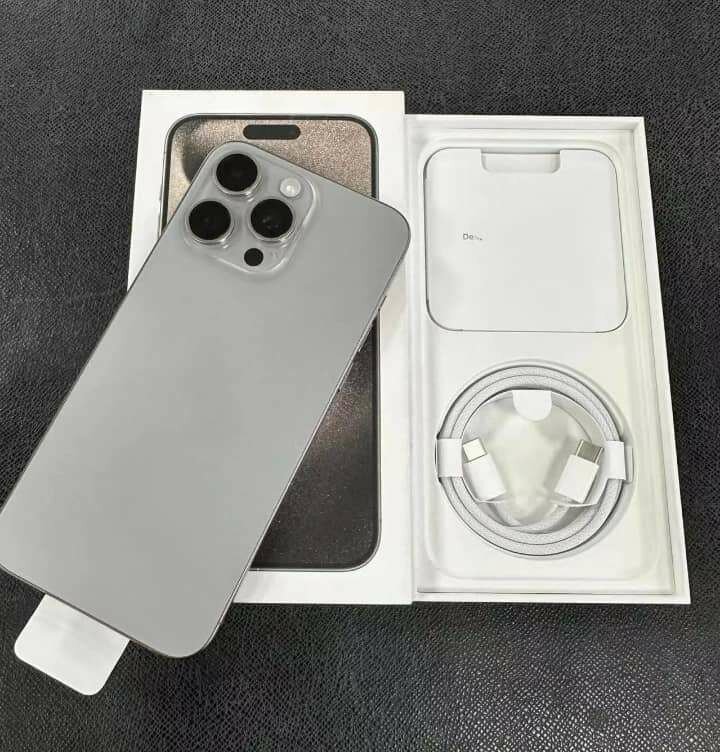 Apple iPhone 15 Pro Max