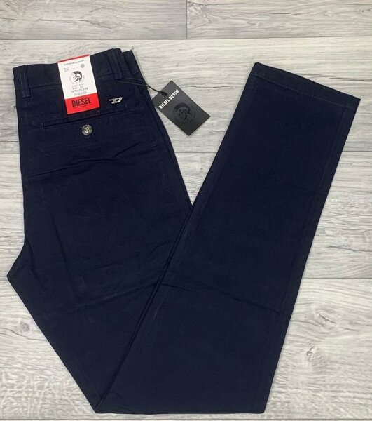 Pantalon Diesel homme élégant