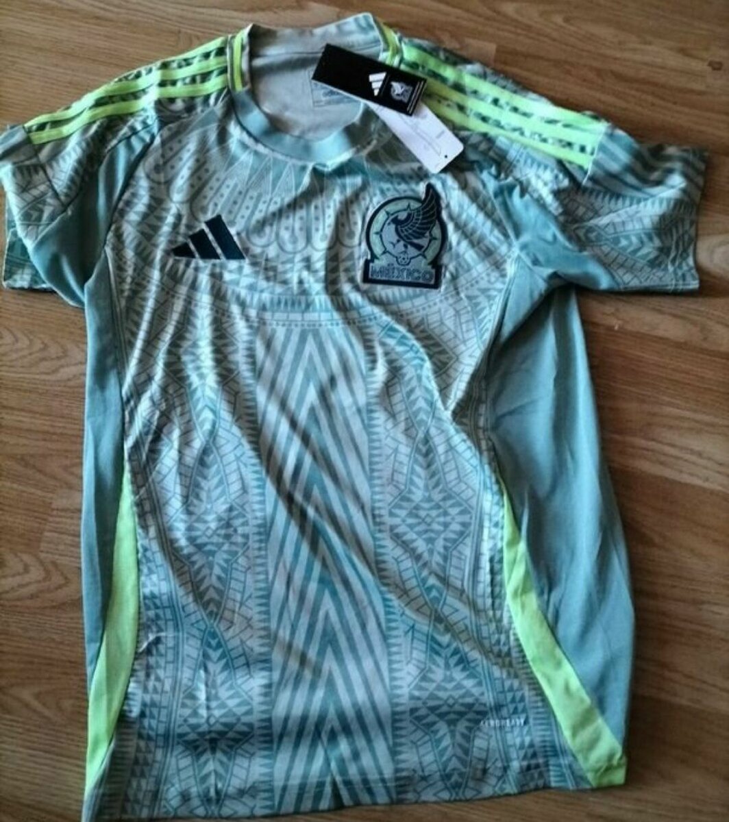 Maillot Mexique écussons en gomme version pro
