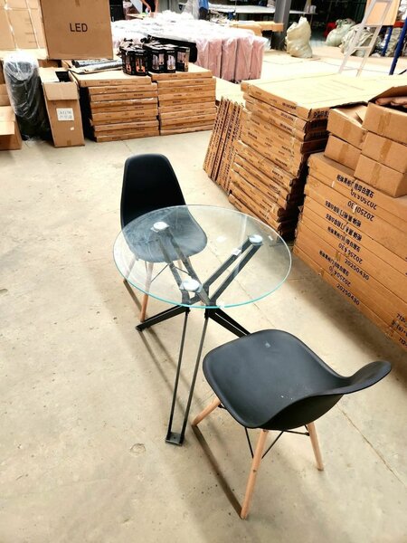 Table ronde en verre design