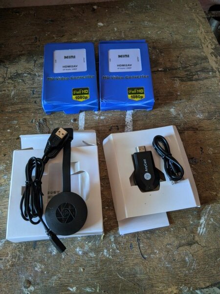 Miracast Projector 4k support smartphone