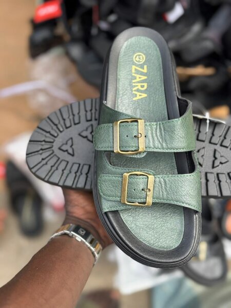 Sandales en cuir pour homme