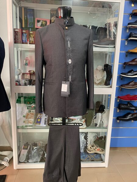 Costume homme élégant