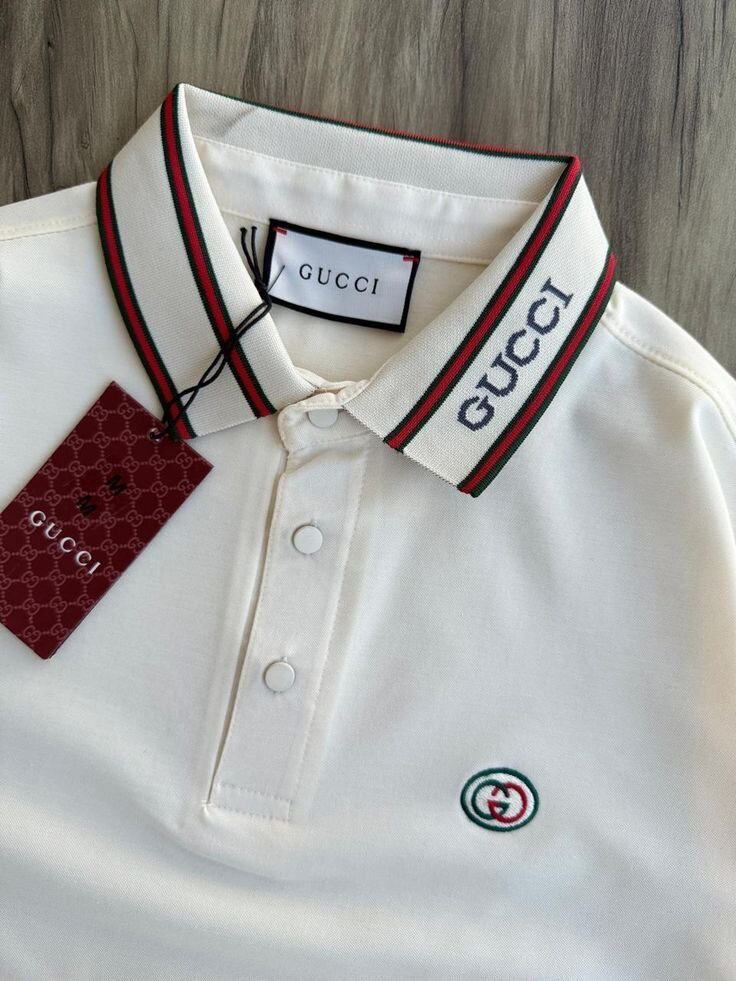 Polo élégant de luxe