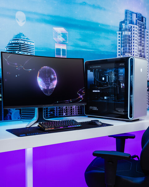 ALIENWARE AURORA 16 2024