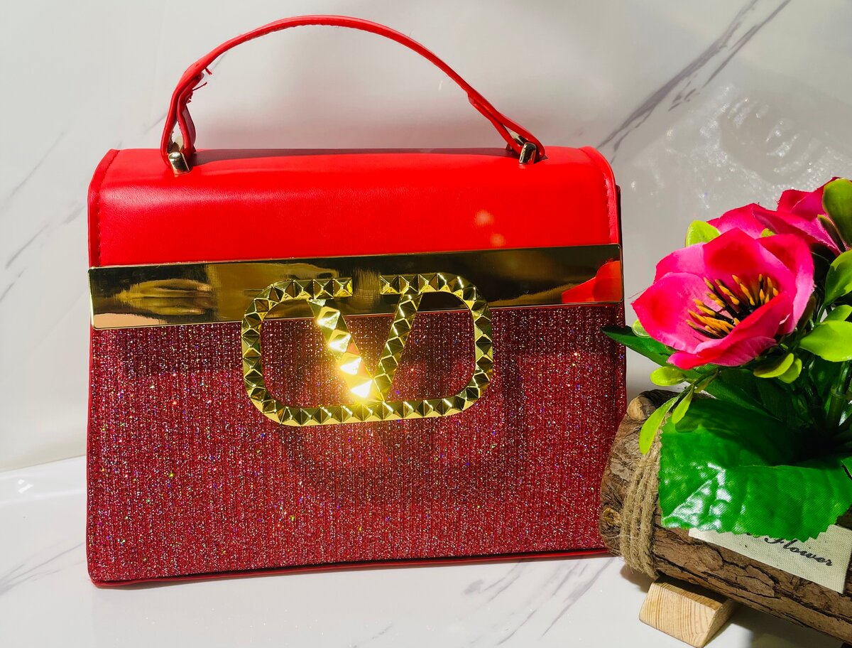 Sac à main chic strass