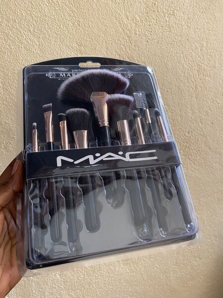 Set de pinceaux maquillage professionnel MAC