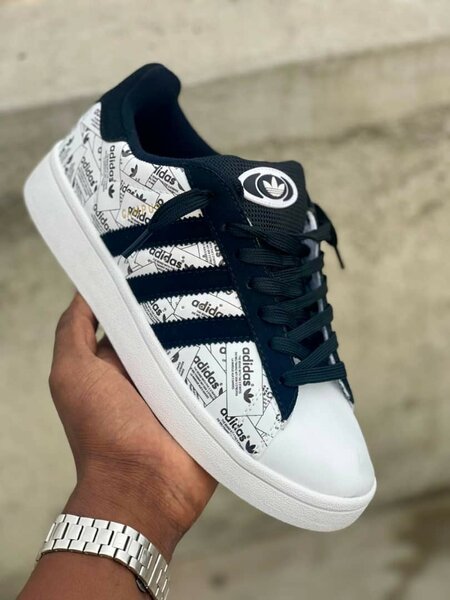 Sneakers Adidas Street Style