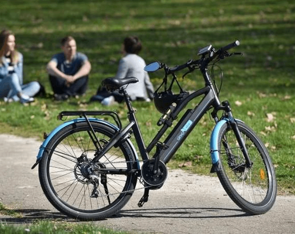 Vélo Électrique Noir et Bleu