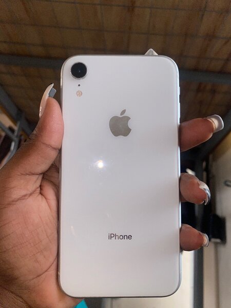 iPhone XR