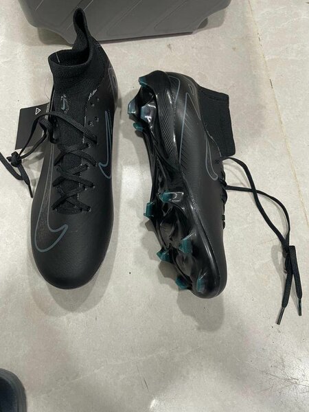 Chaussures de football légères