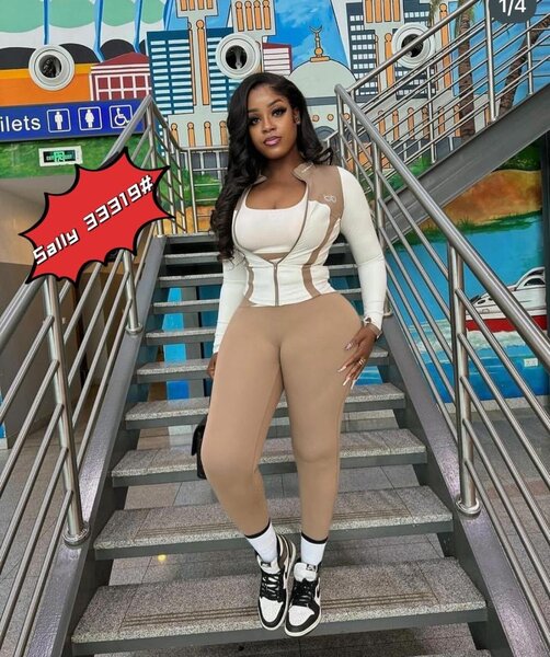 Combinaison sport chic femme