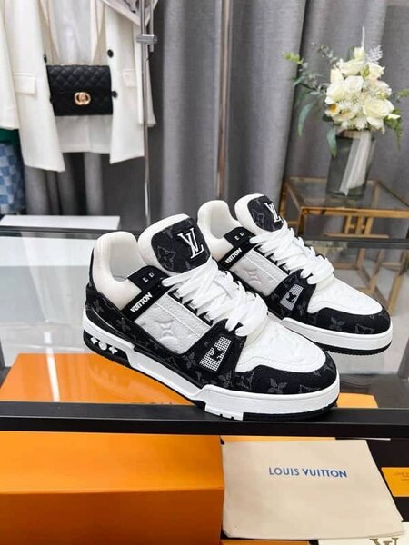 Baskets Louis Vuitton