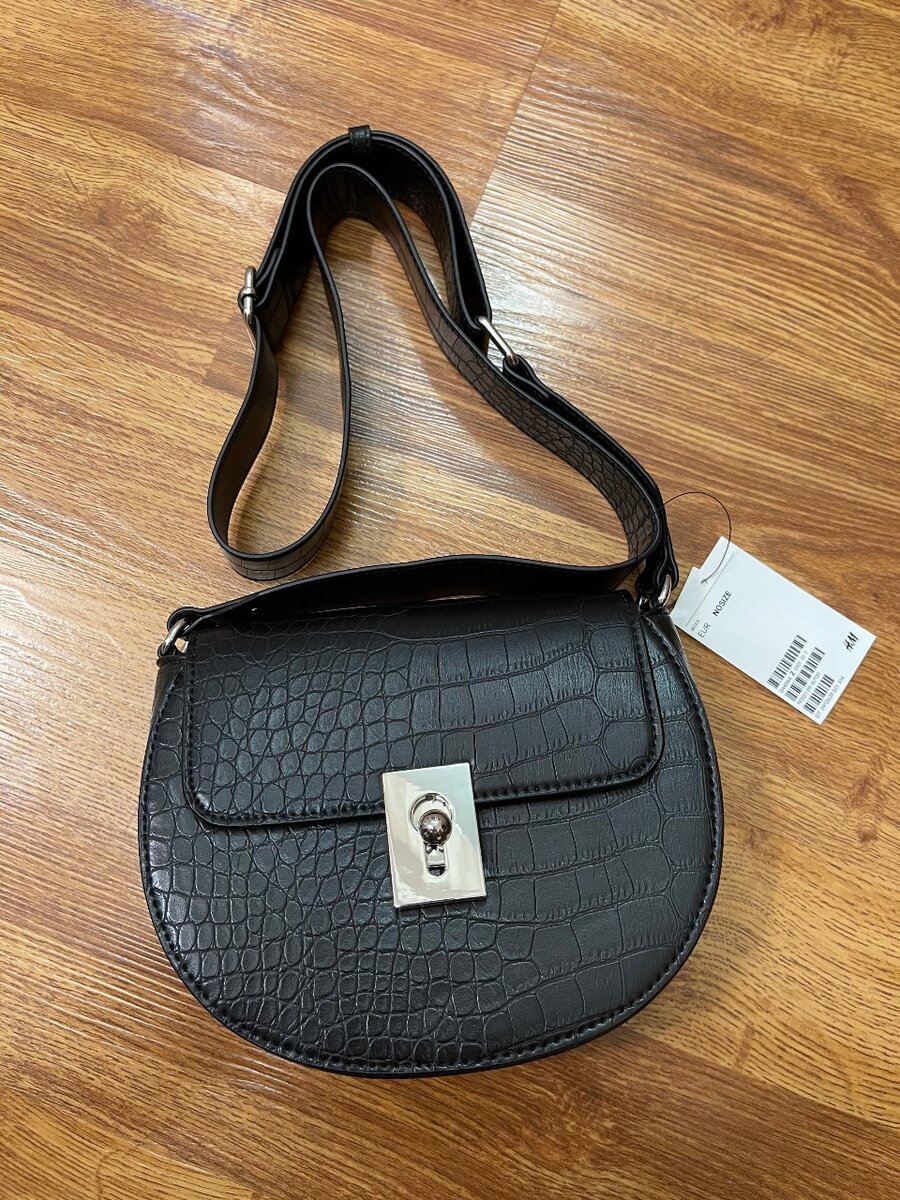 Сумка фирмы HM новая с биркой кожзам