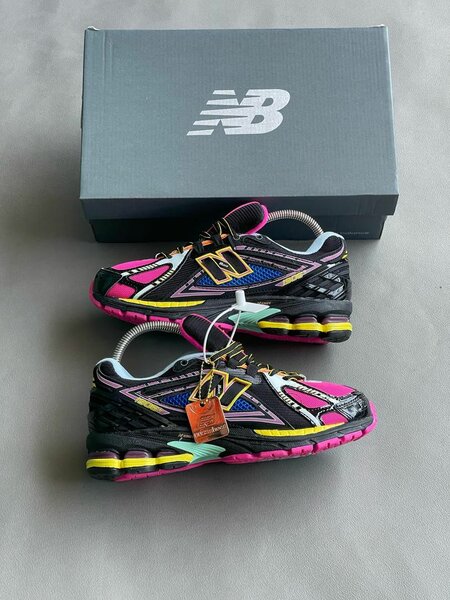 Chaussures de sport colorées