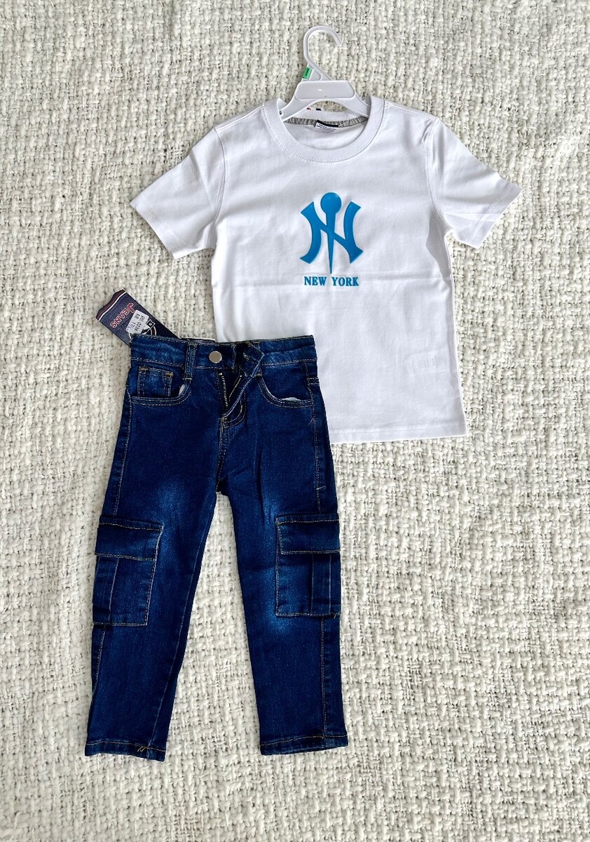 Ensemble T-shirt et Jeans Enfant