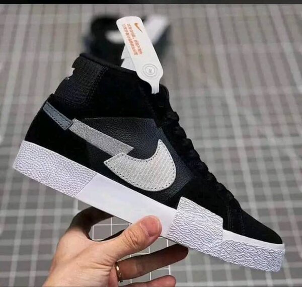 Basket montante nike