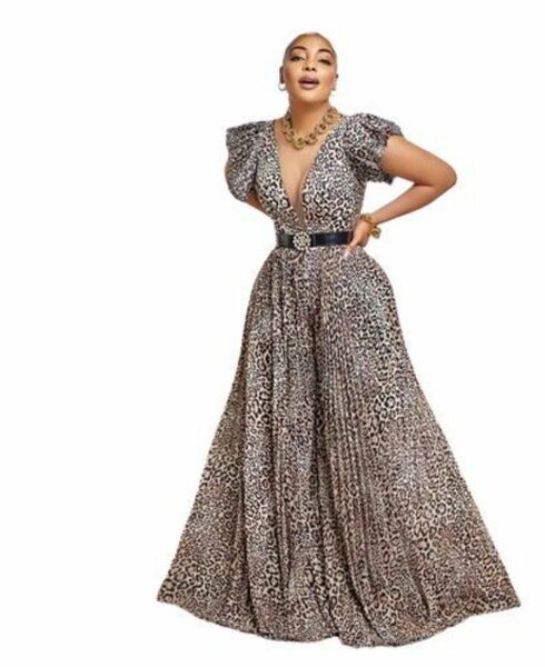 Combinaison léopard élégante