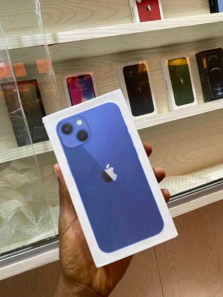 IPhone 13 simple 128go