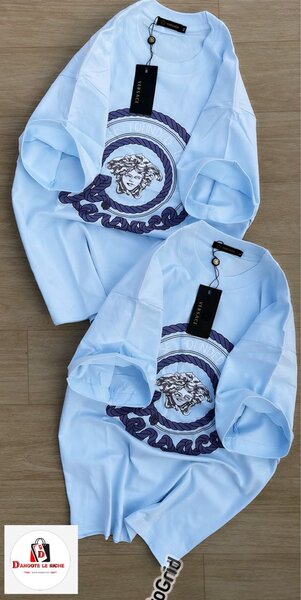 T-shirt bleu motif sophistiqué