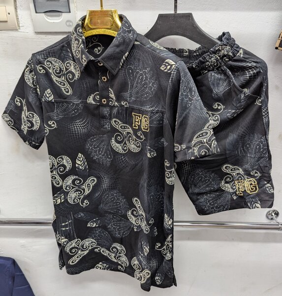 Set de vêtements fleuris pour hommes
