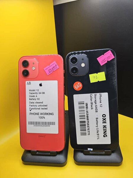 iPhone 12 64GB CASI NEUF