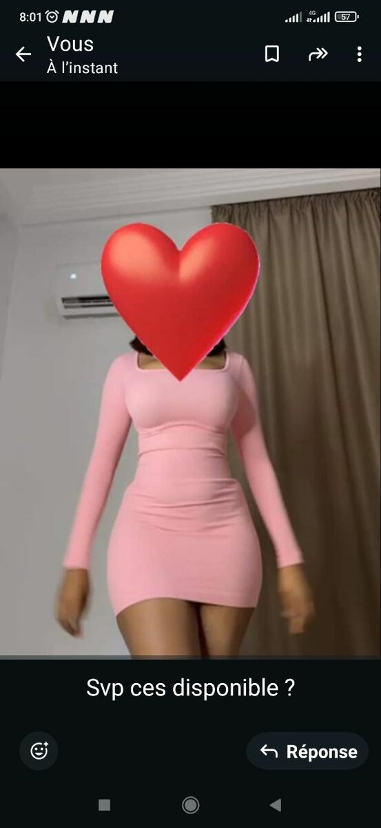 Robe moulante à manches longues