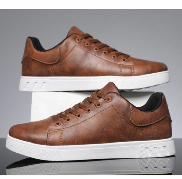 Sneakers en simili cuir marron