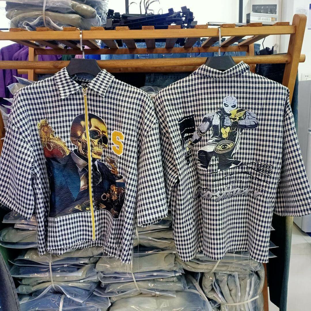 Chemises à carreaux graphiques