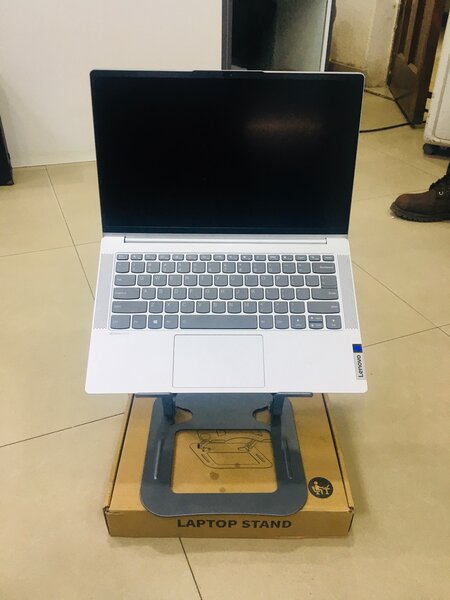 Laptop stands