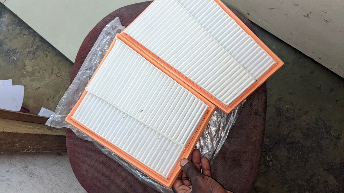 Engine Air Filters For Mercedes Benz V6 M642 Engine