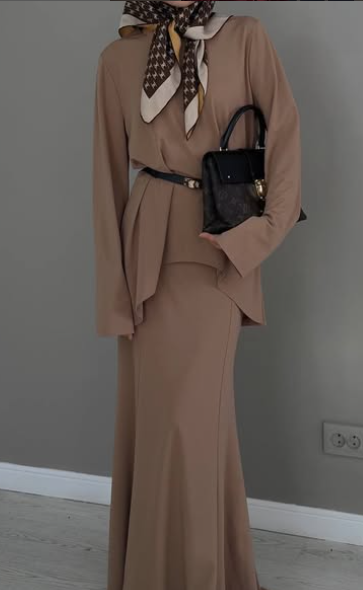 🌸 Новинка! 🌸 Представляем стильную двойку из ткани шарлотта: