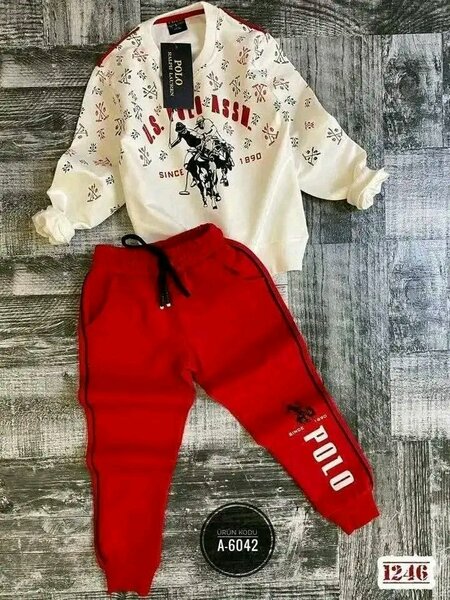 Ensemble Sweat et Pantalon Polo