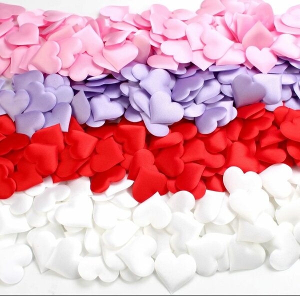 Pétales en coeur tissu (100)