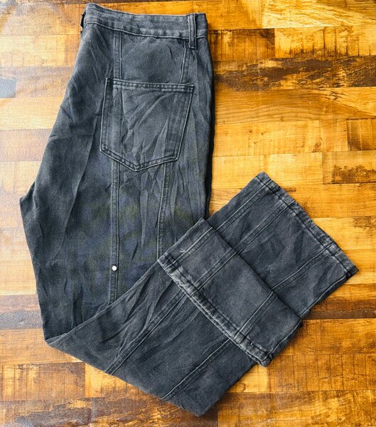 Pantalon en denim gris