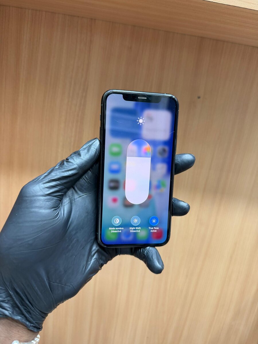 11 pro 64Go tout est dorigine